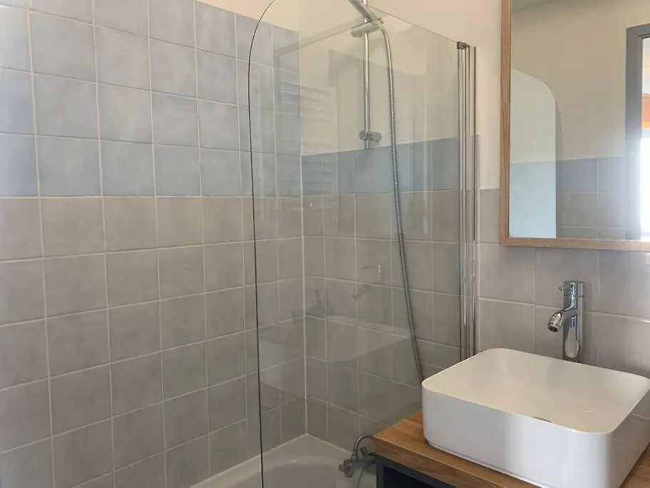 Appartement Le Wild, Superbe Studio Au Bord De La Vilaine Rennes France